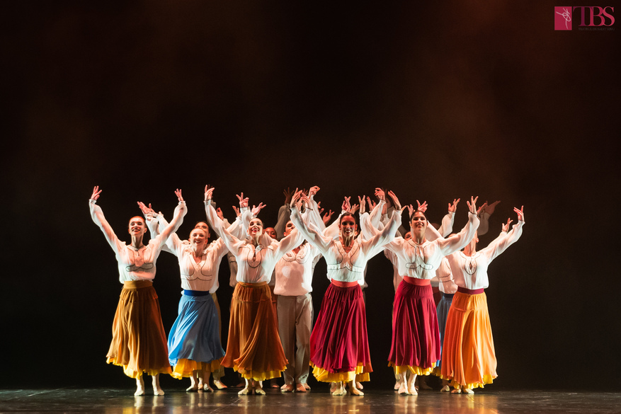 Baletul sibian dansează spectacolul „În numele bucuriei”, în aer liber la FITS